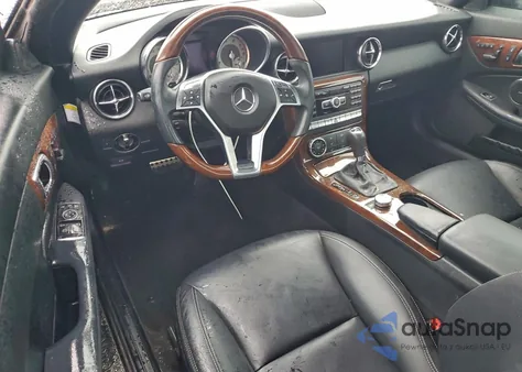 2013 Mercedes-Benz Slk 250 z USA, uszkodzony, nr VIN WDDPK4HA9DF054726